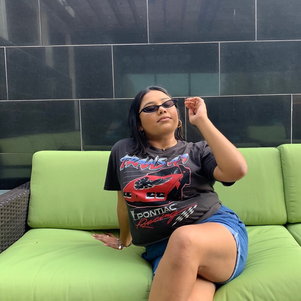 Meet your Posher, Andrea